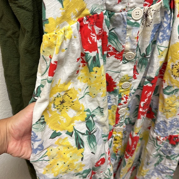 Urban outfitters floral midi dress button front tie shoulder Medium EUC spring - Picture 6 of 6